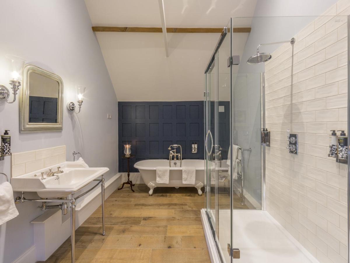 The Cowsheds Villa Brinkworth Eksteriør billede