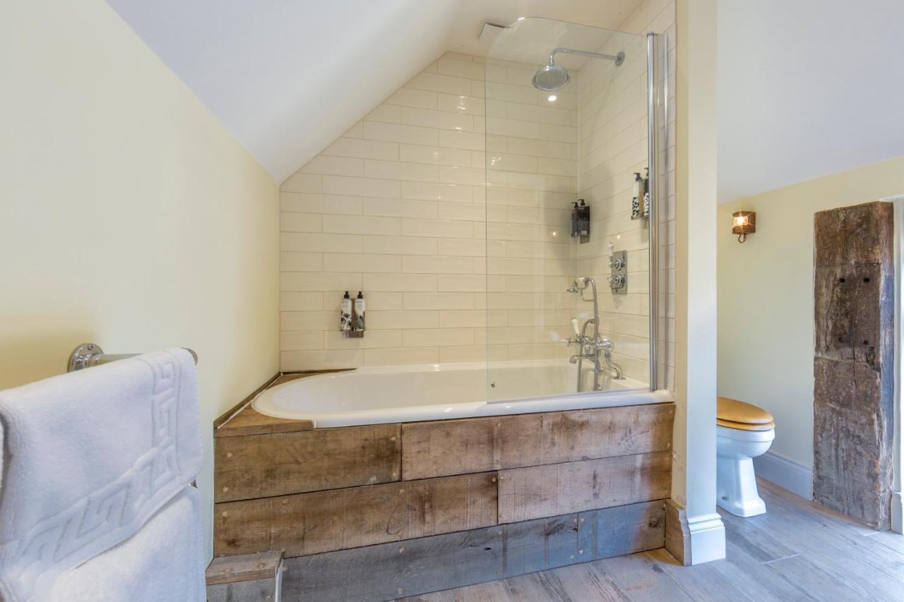 The Cowsheds Villa Brinkworth Eksteriør billede